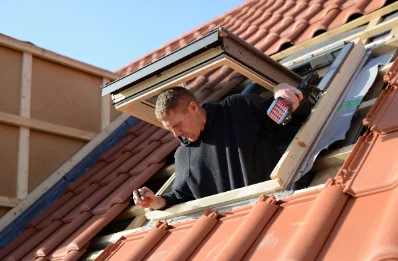 Pose de fenêtres de toit Velux à Nantheuil